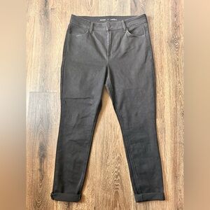 Old Navy High Rise Super Skinny Jeans Size 12‎ Women’s Dark Wash Black